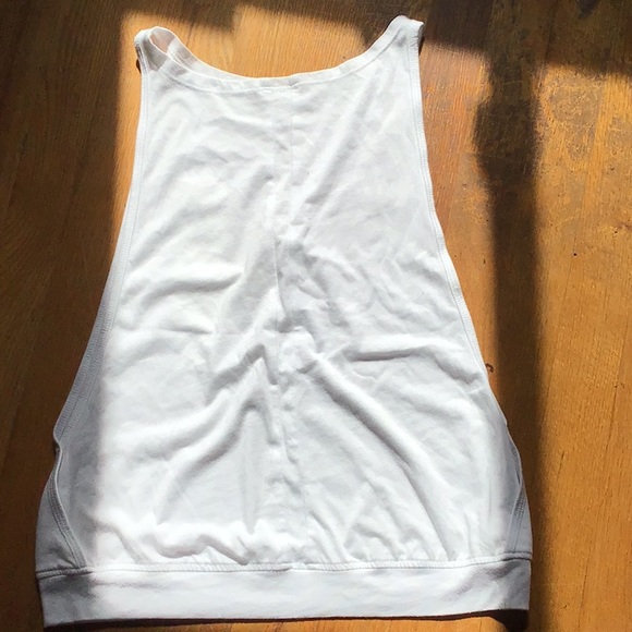 ASICS top - Picture 3 of 4